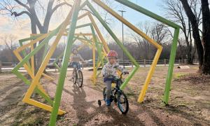 Squares tunnel in the kids bicycle playground at MOmentum